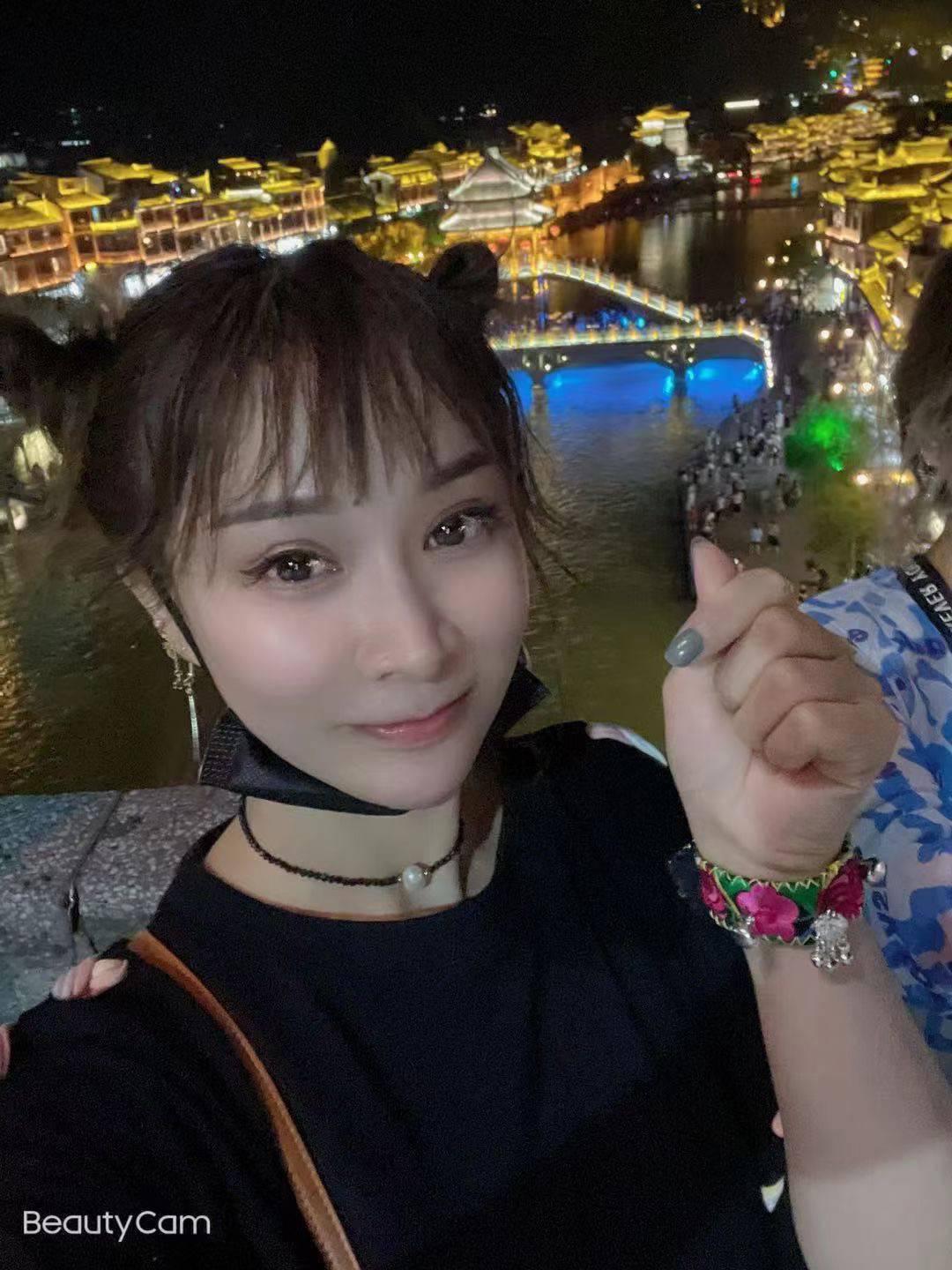 光谷美女玲宝服务好